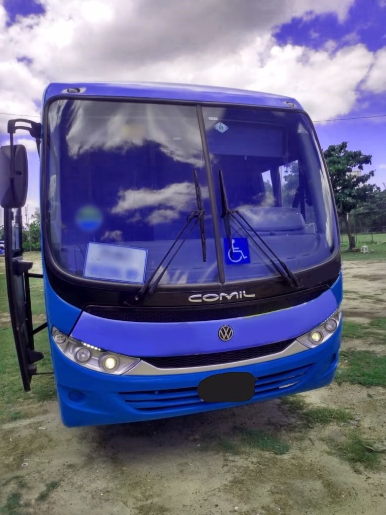 COMIL VERSÁTILE ANO 2020 VW 17.230 JM COD.1690