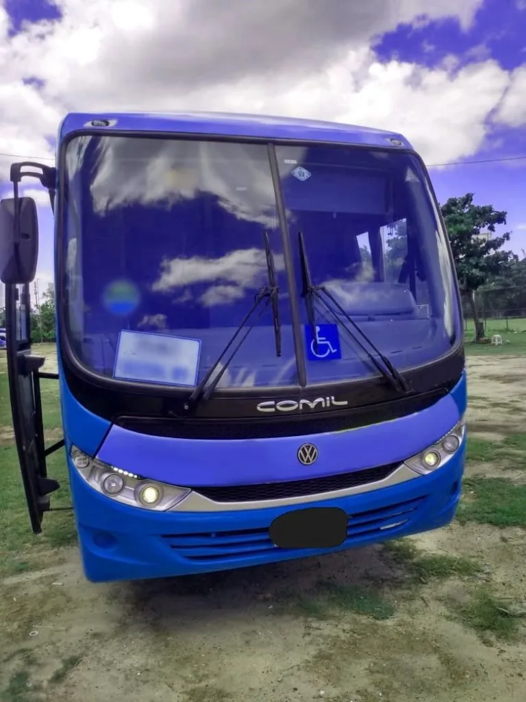 Ônibus COMIL VERSÁTILE VW 17.230 JM 2020 seminovo à venda, código 1690 - foto 02