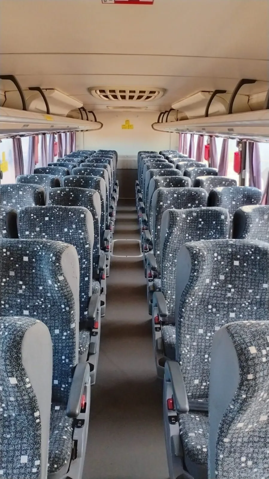 Ônibus COMIL VERSATILLE GOLD VW 17.230 JM 2021 seminovo à venda, código 874 - foto 08