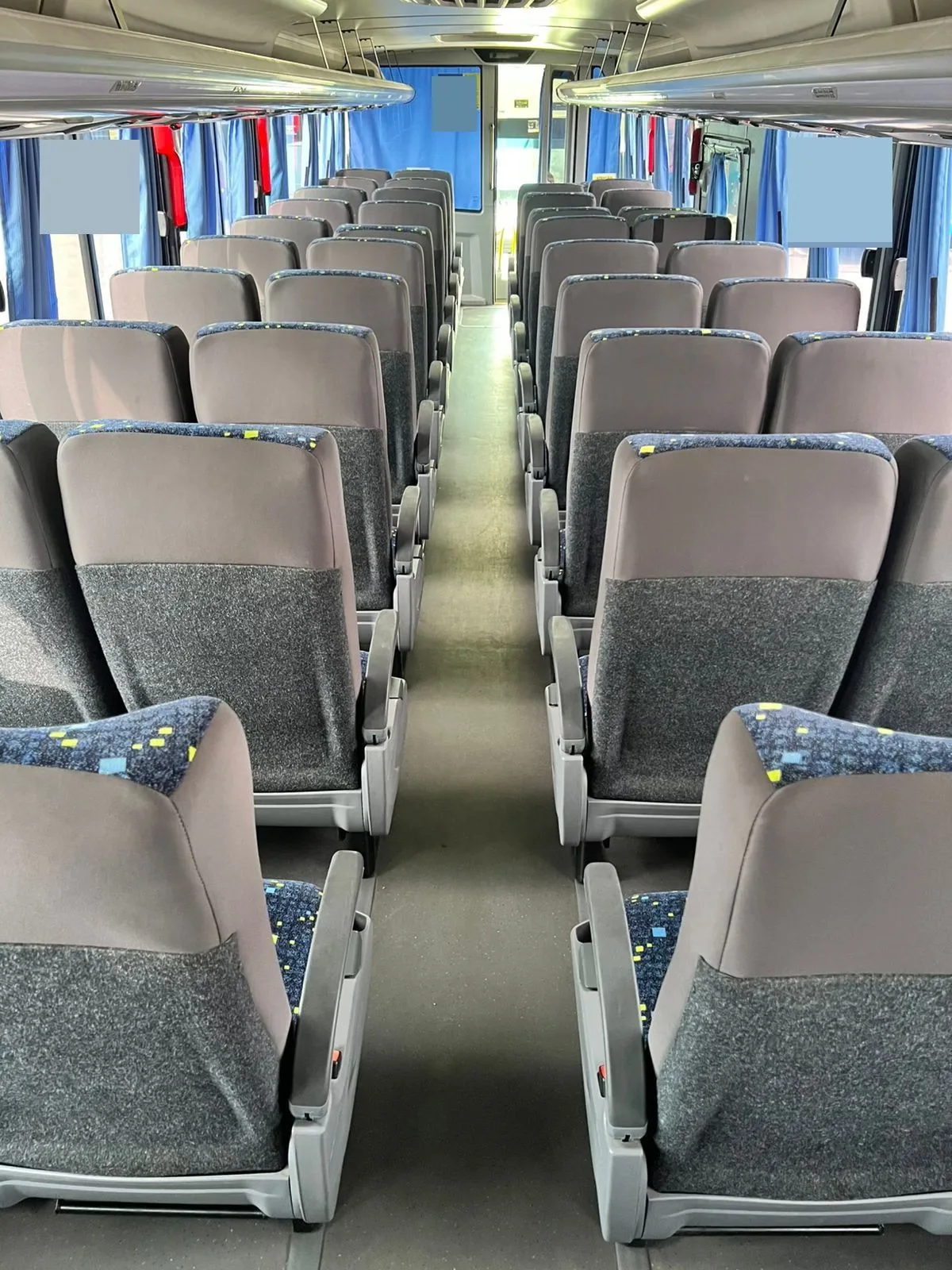 Ônibus COMIL VERSATILLE VW 17.230 JM 2022 seminovo à venda, código 98 - foto 08