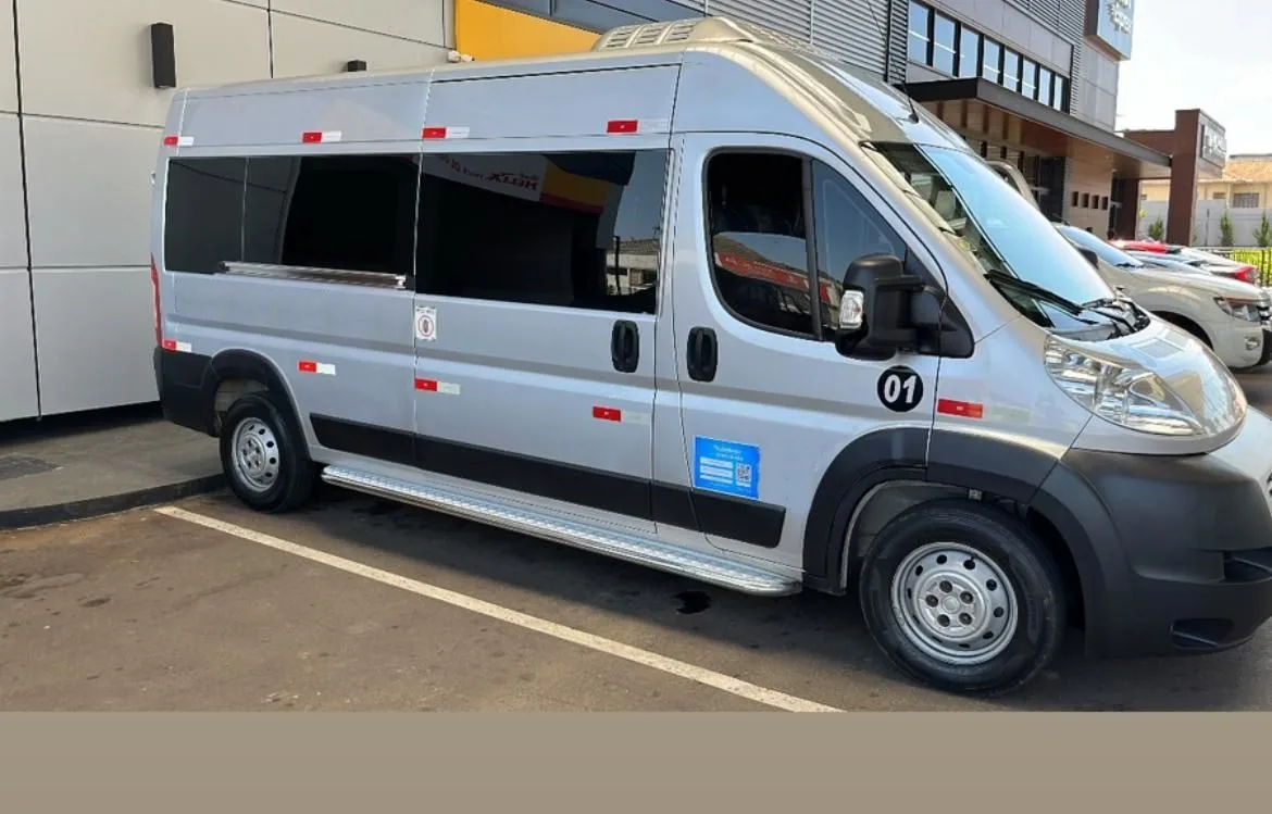 Ônibus FIAT DUCATO EXECUTIVA JM 2019 seminovo à venda, código 1393 - foto 01