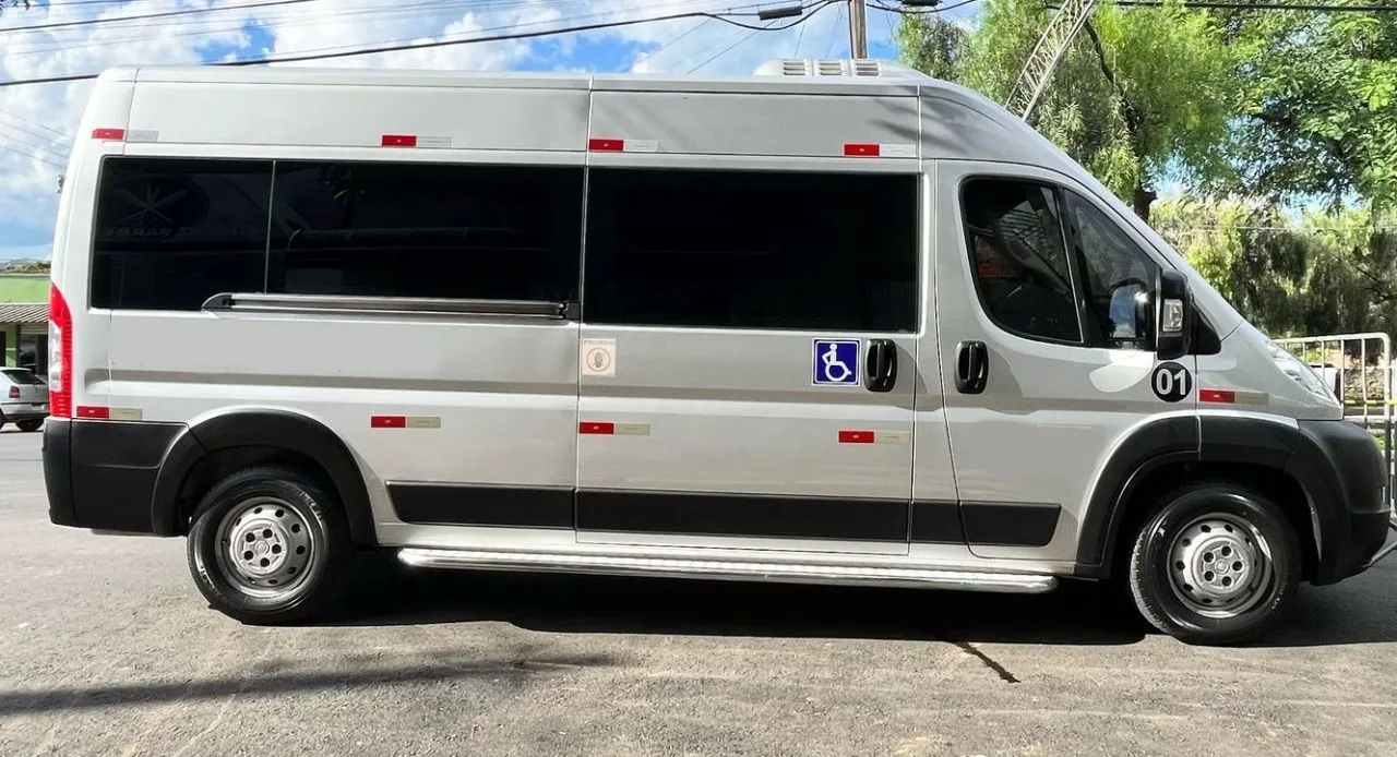 Ônibus FIAT DUCATO EXECUTIVA JM 2019 seminovo à venda, código 1393 - foto 02