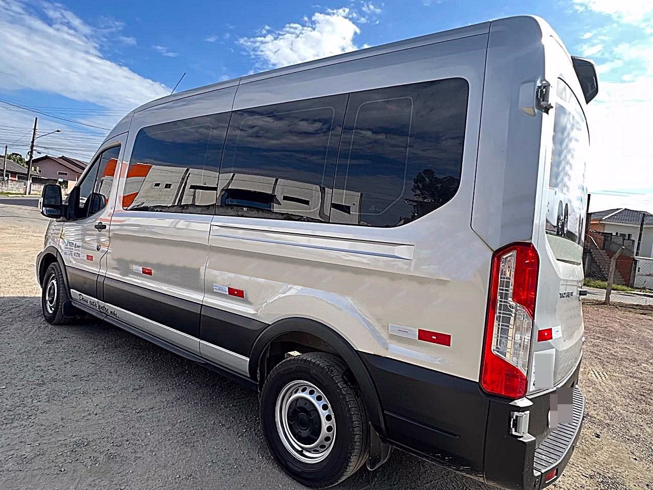 FORD TRANST ANO 2022 EXECUTIVA LUXO JM COD.291