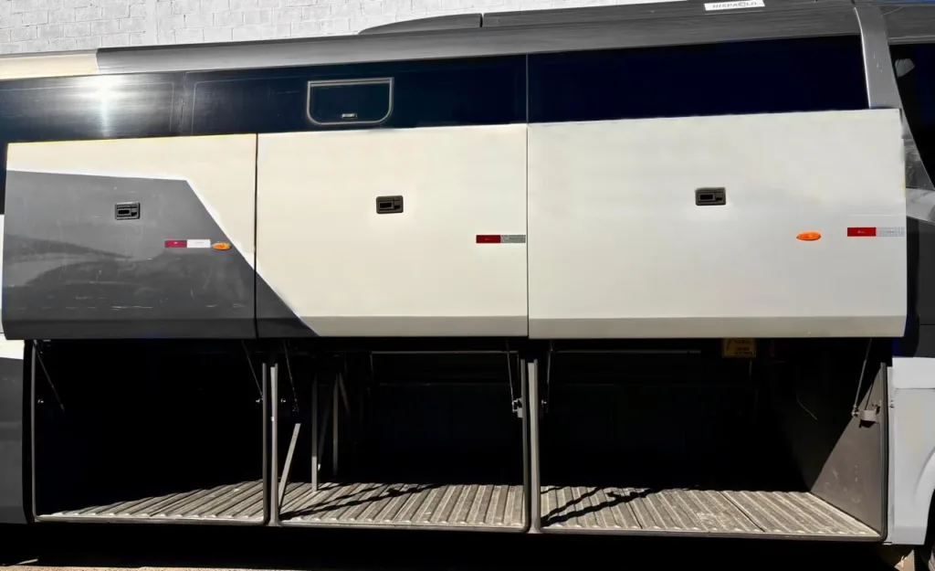 Ônibus IRIZAR I6 MB O500 RS JM 2017 seminovo à venda, código 1321 - foto 02