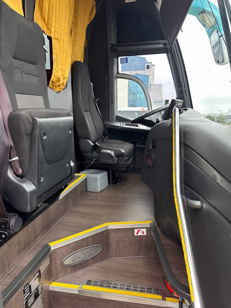 IRIZAR I6 ANO 2020 VOLVO B420R 6X2 JM COD.1243