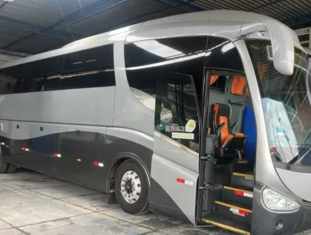 Ônibus IRIZAR PB SCANIA K380 JM 2010 seminovo à venda, código 1479 - foto 01