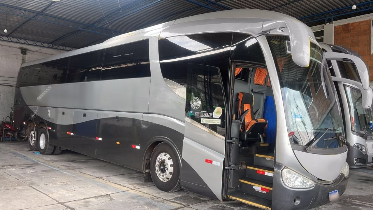 IRIZAR PB ANO 2010 SCANIA K380 JM COD.1479