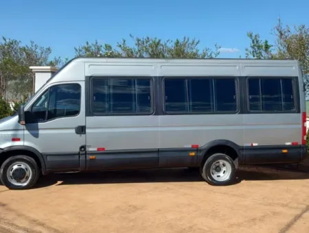 Ônibus IVECO DAILY 55C17 EXECUTIVA JM 2013 seminovo à venda, código 1454 - foto 05