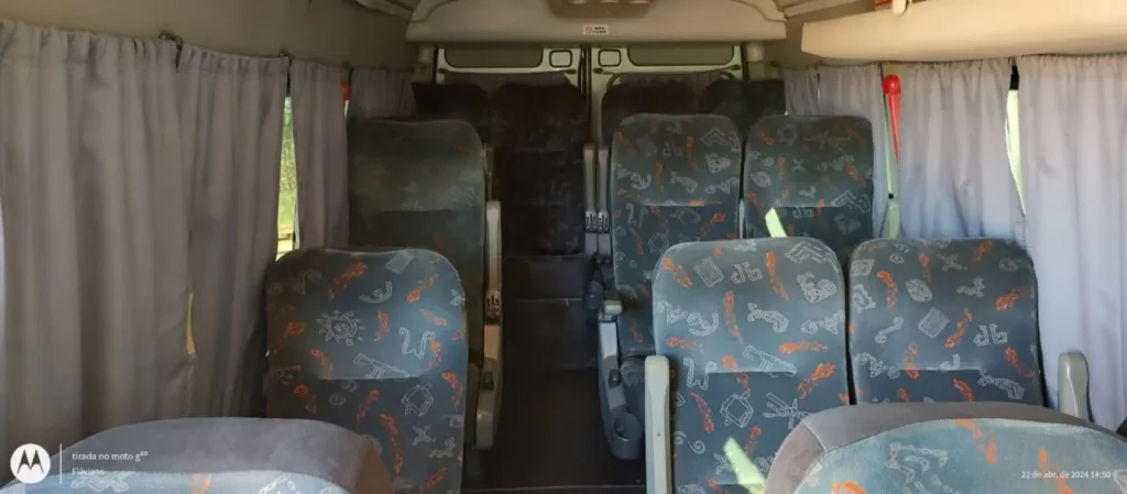 Ônibus IVECO DAILY 55C17 EXECUTIVA JM 2013 seminovo à venda, código 1454 - foto 10