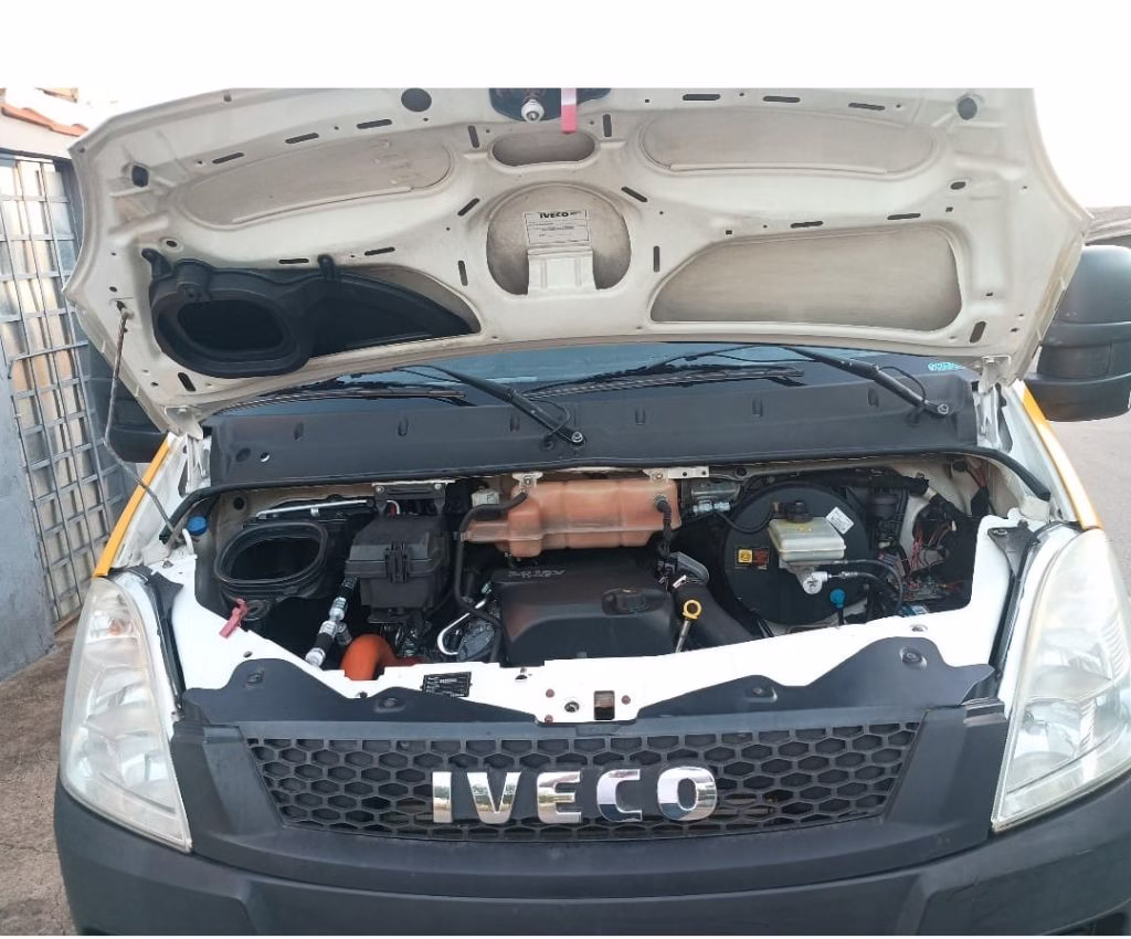 IVECO DALLY 45S17 ANO 2019 COMPLETA JM COD.814