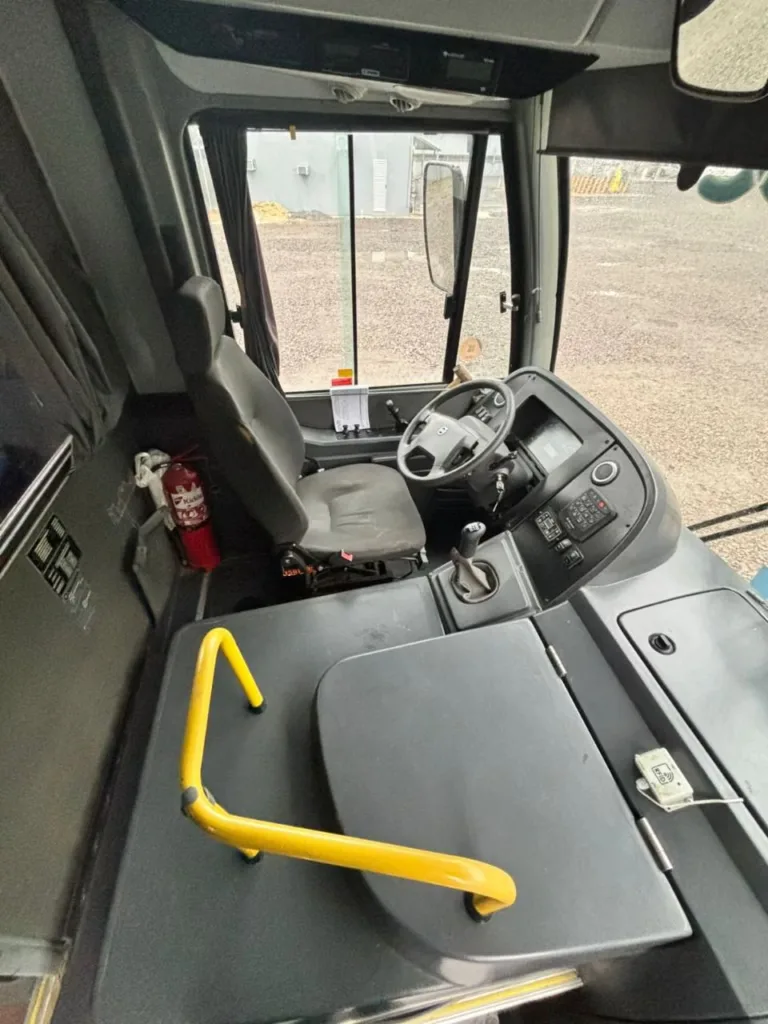 Ônibus MARCOPOLO IDEALE 770 VOLVO B270F JM 2022 seminovo à venda, código 333 - foto 04
