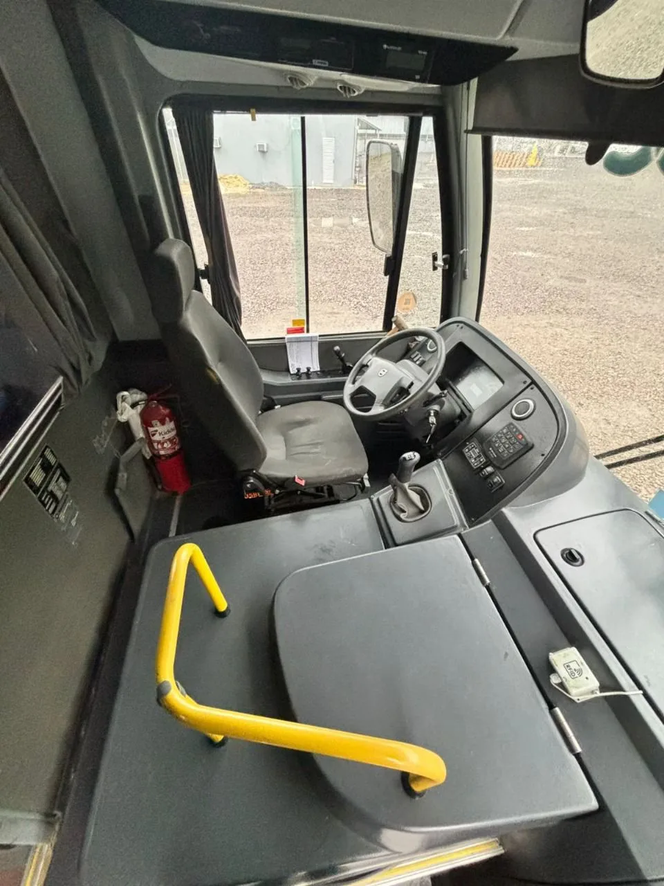 Ônibus MARCOPOLO IDEALE 770 VOLVO B270F JM 2022 seminovo à venda, código 333 - foto 04