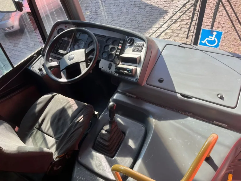 Ônibus MARCOPOLO IDEALE 770 VW 17.230 JM 2011 seminovo à venda, código 1523 - foto 07