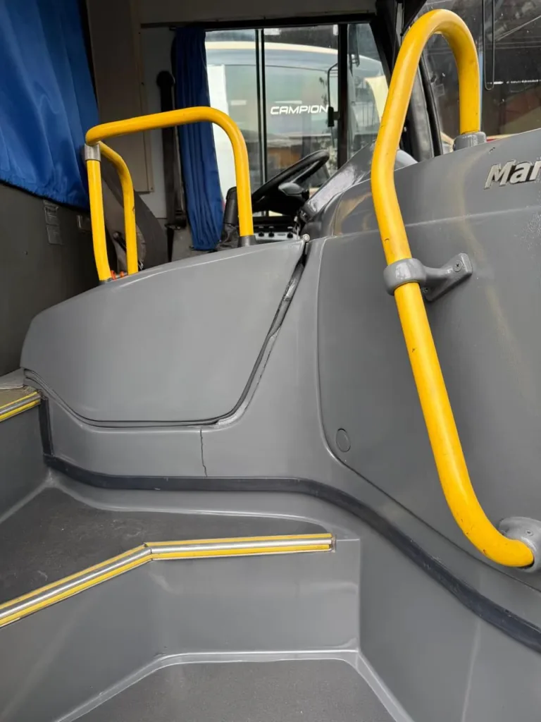Ônibus MARCOPOLO IDEALE 770 VW 17.230 JM 2012 seminovo à venda, código 1594 - foto 03
