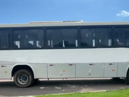 Ônibus MARCOPOLO IDEALE 770 VW 17.230 JM 2015 seminovo à venda, código 1325 - foto 03