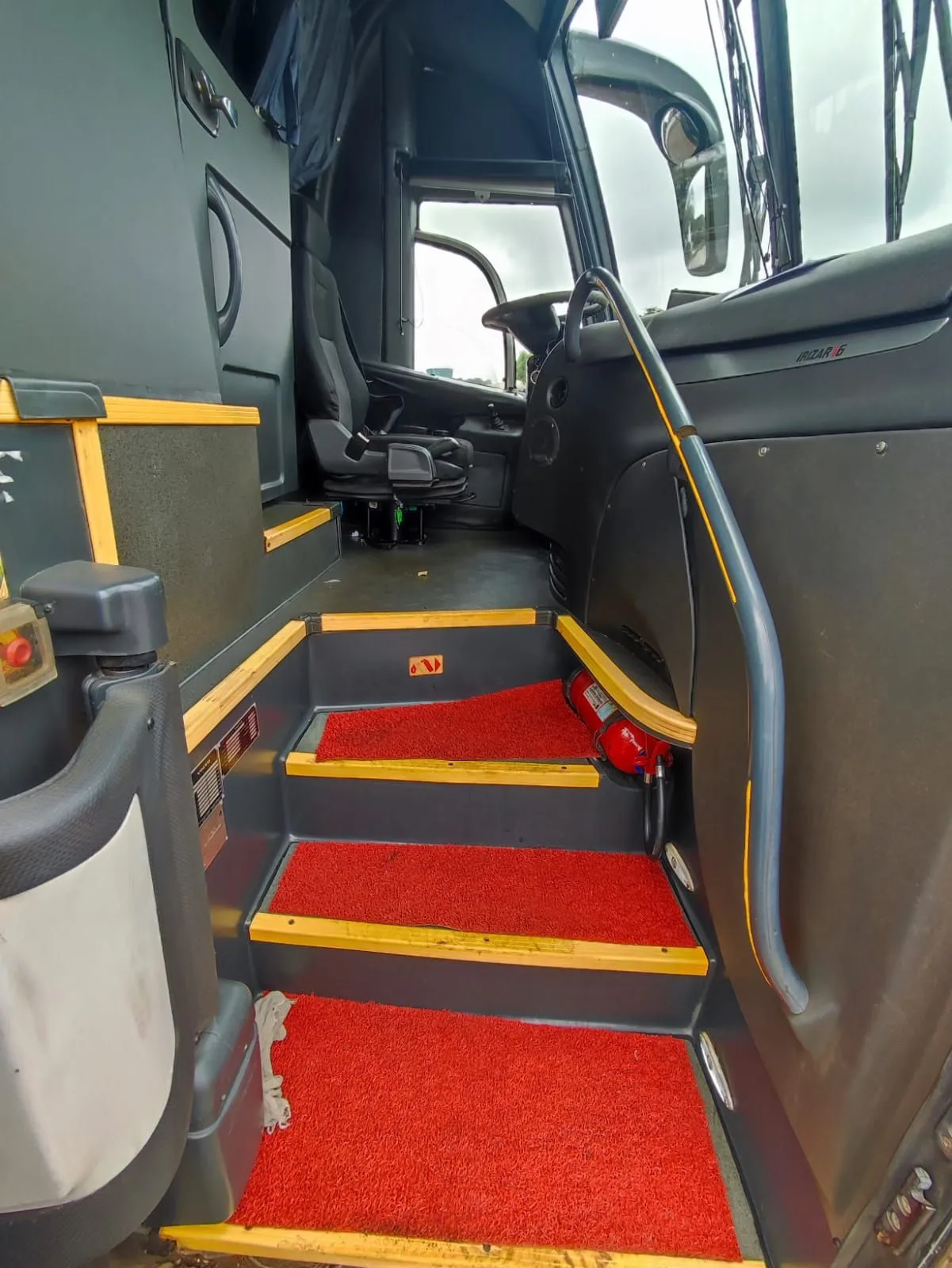 Ônibus MARCOPOLO PARADISO 1200 G7 B12R JM 2010 seminovo à venda, código 586 - foto 06