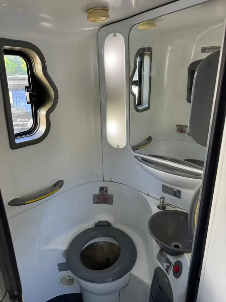 Ônibus MARCOPOLO PARADISO 1200 G7 MB O500 R JM 2015 seminovo à venda, código 1719 - foto 09
