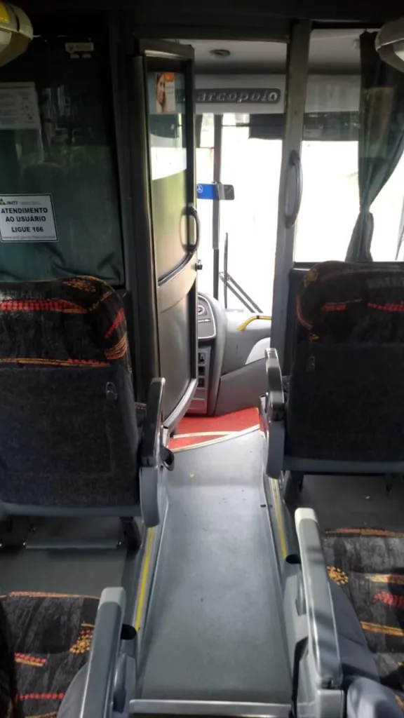 Ônibus MARCOPOLO PARADISO 1200 G7 MB O500 RS JM 2012 seminovo à venda, código 1643 - foto 07
