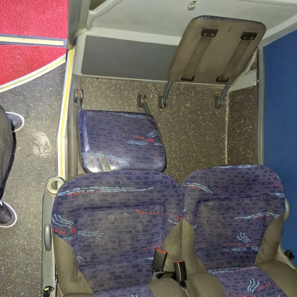 Ônibus MARCOPOLO PARADISO 1200 G7 MB O500 RS JM 2019 seminovo à venda, código 1444 - foto 09