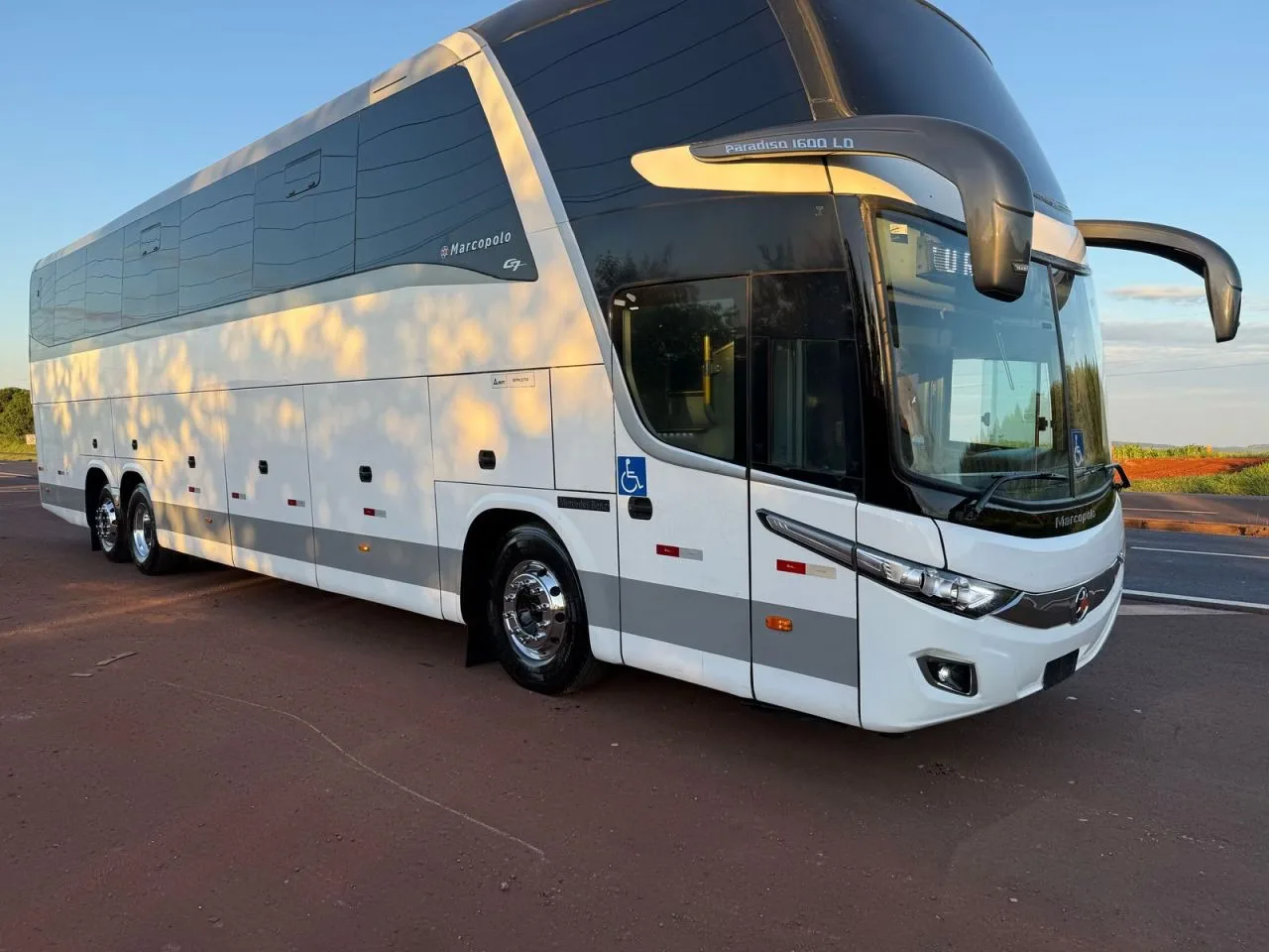 Ônibus MARCOPOLO PARADISO 1600 LD G7 O500 RSD JM 2019 seminovo à venda, código 592 - foto 01