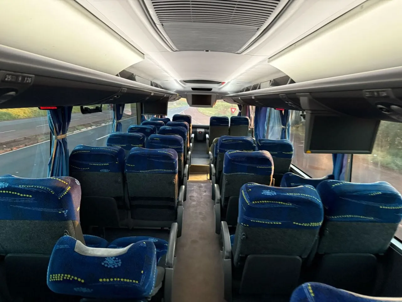 Ônibus MARCOPOLO PARADISO 1600 LD G7 O500 RSD JM 2019 seminovo à venda, código 592 - foto 14