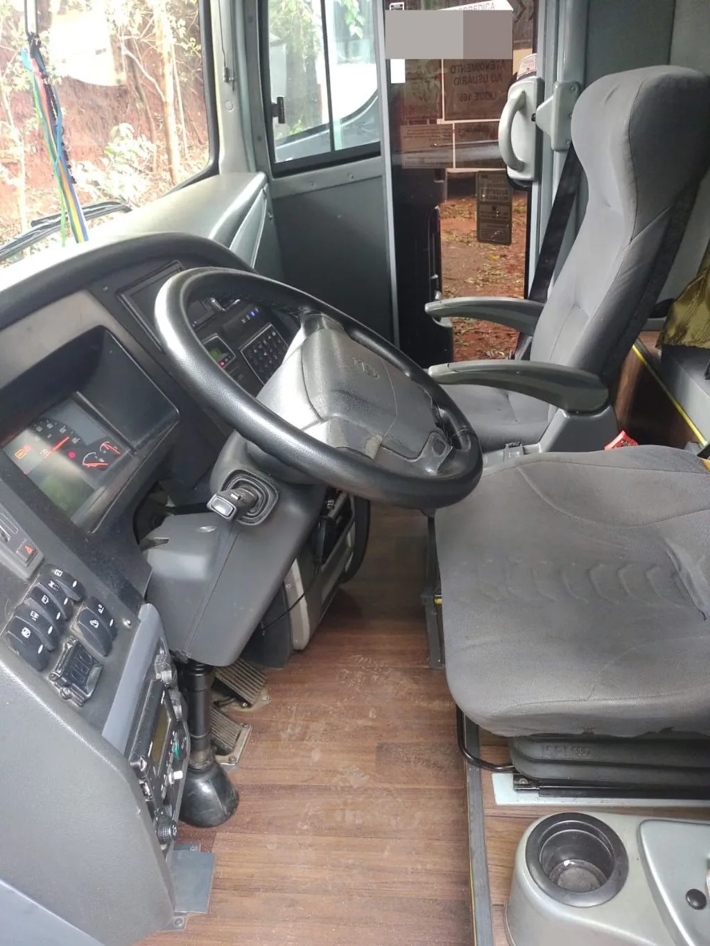 Ônibus MARCOPOLO PARADISO 1600 LD G7 B420T JM 2019 seminovo à venda, código 282 - foto 02