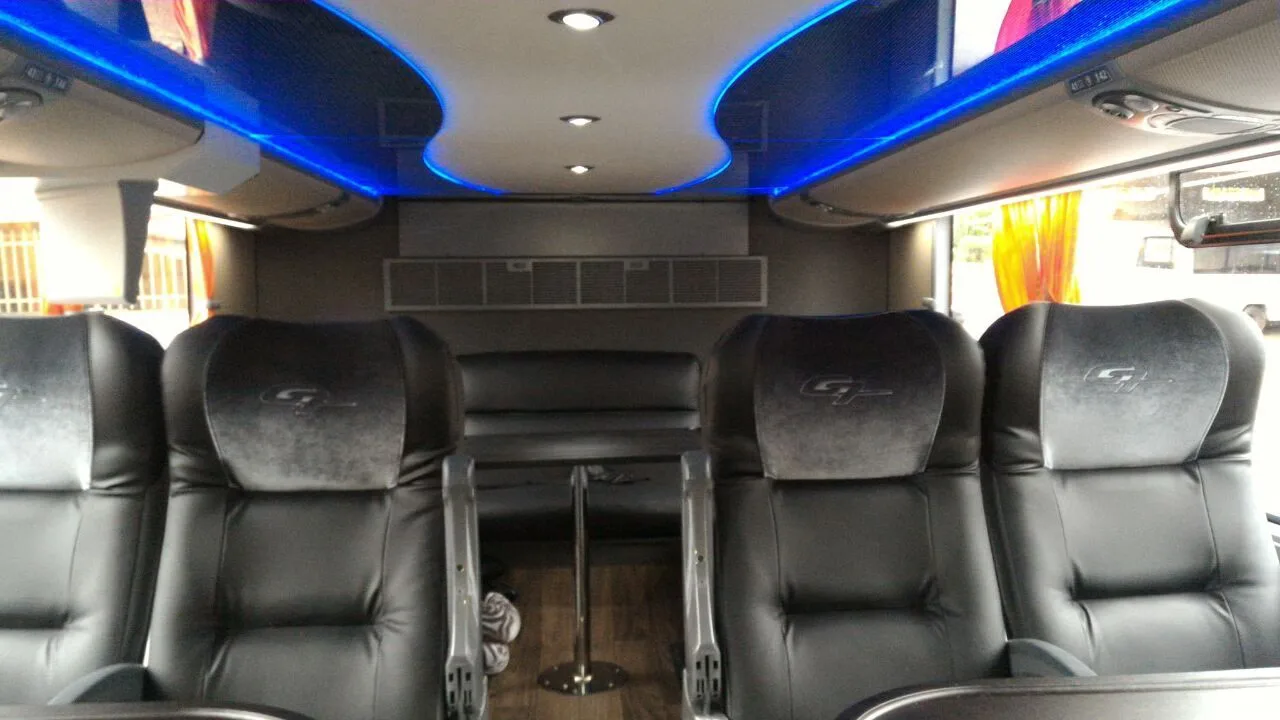 Ônibus MARCOPOLO PARADISO 1800 DD G7 K400 JM 2017 seminovo à venda, código 343 - foto 02