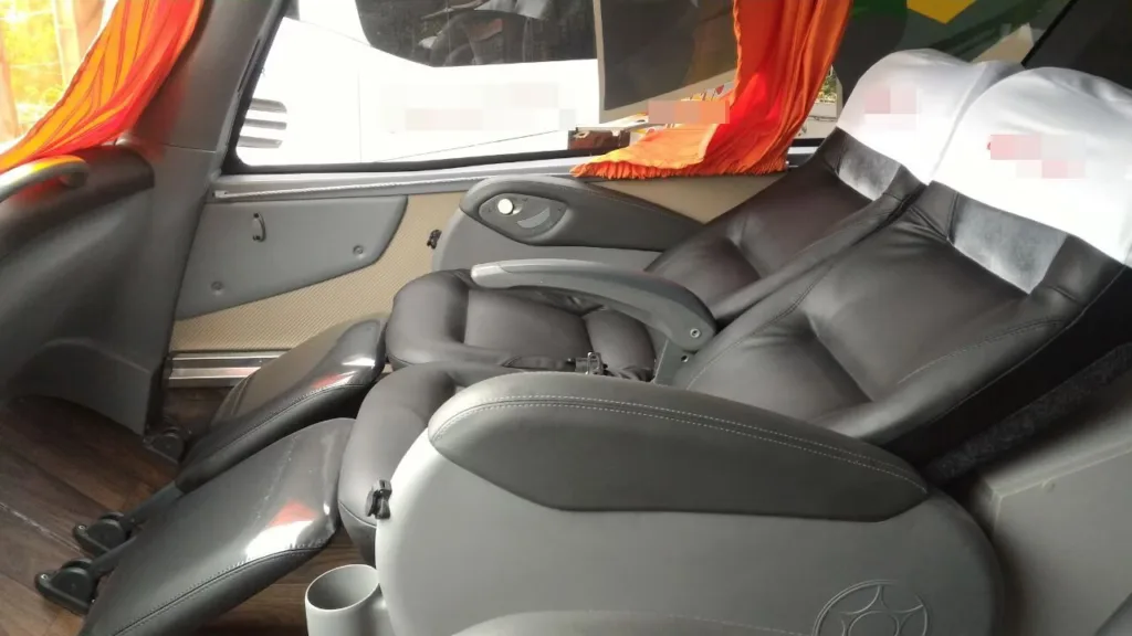 Ônibus MARCOPOLO PARADISO 1800 DD G7 K400 JM 2017 seminovo à venda, código 343 - foto 05