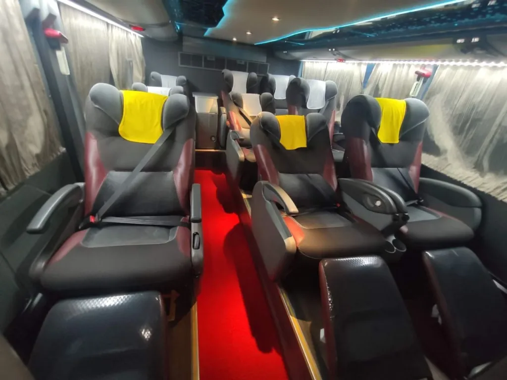 Ônibus MARCOPOLO PARADISO DD NEW G7 B450 R JM 2019 seminovo à venda, código 1504 - foto 03
