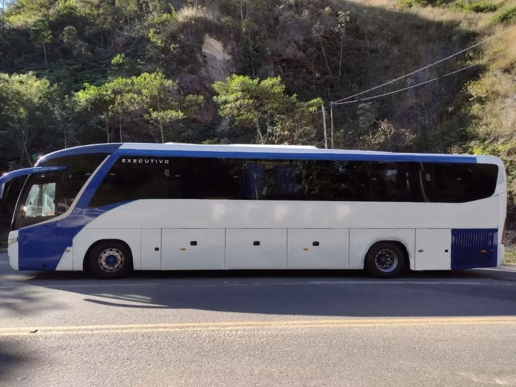 Ônibus MARCOPOLO PARADISO G7 1050 VOLVO B9 R JM 2010 seminovo à venda, código 1623 - foto 02