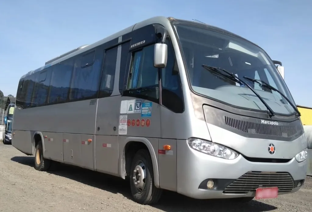 Ônibus MARCOPOLO SENIOR AGRALE MA 10 JM 2013 seminovo à venda, código 1501 - foto 01