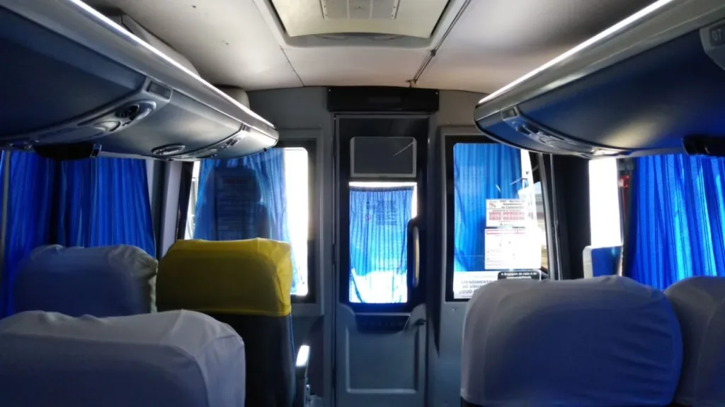 Ônibus MARCOPOLO SENIOR AGRALE MA 10 JM 2013 seminovo à venda, código 1501 - foto 10