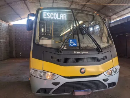 Ônibus MARCOPOLO SENIOR MB LO 916 JM 2017 seminovo à venda, código 1575 - foto 01