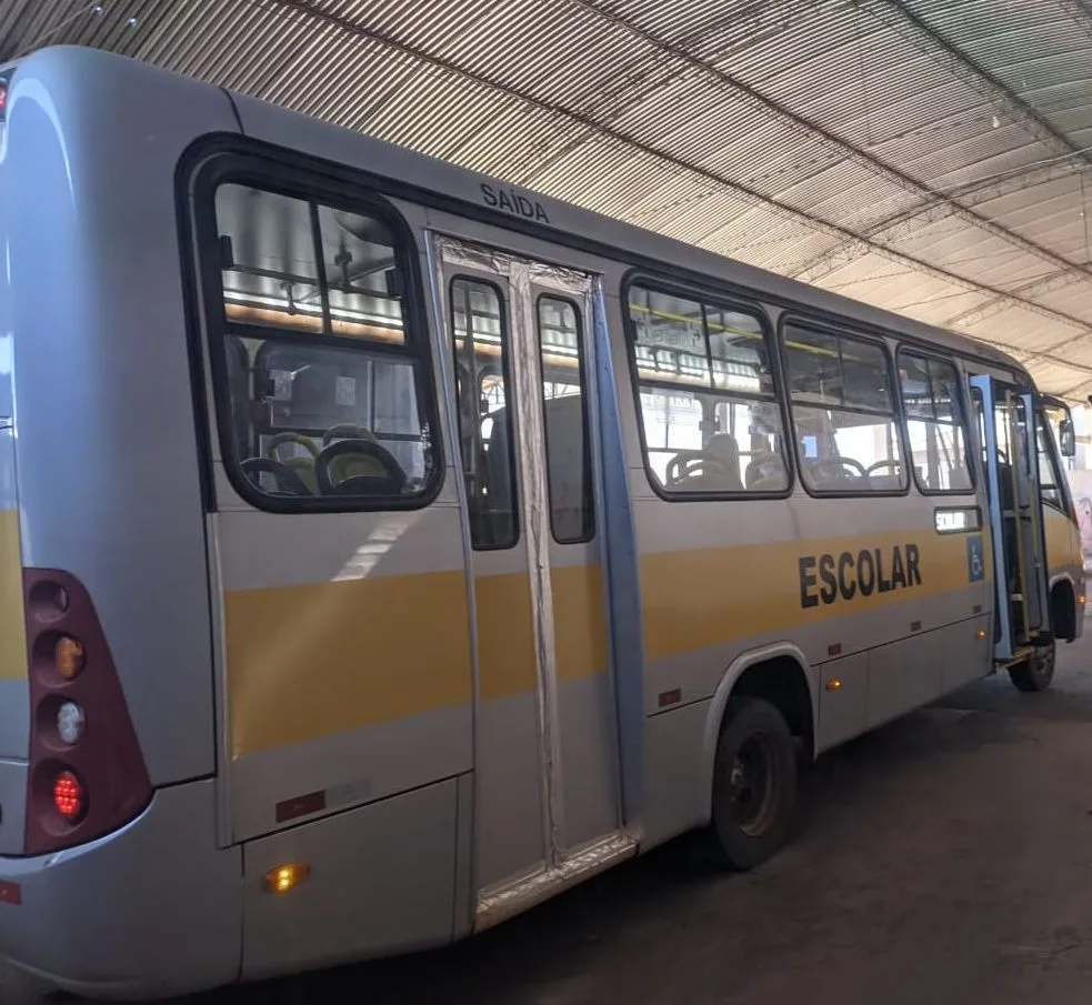Ônibus MARCOPOLO SENIOR MB LO 916 JM 2017 seminovo à venda, código 1575 - foto 04