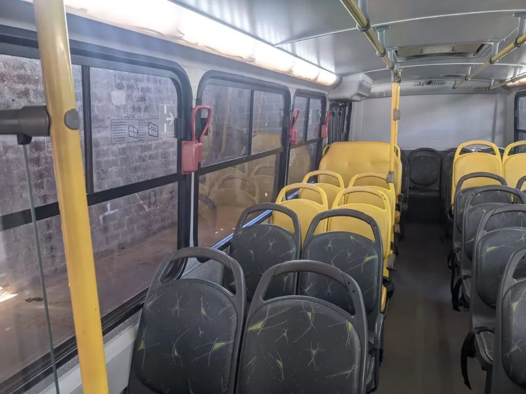 Ônibus MARCOPOLO SENIOR MB LO 916 JM 2017 seminovo à venda, código 1575 - foto 08
