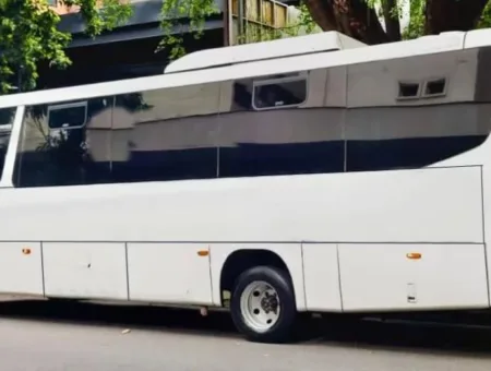 Ônibus MARCOPOLO SENIOR M.BENZ LO 915 JM 2011 seminovo à venda, código 81 - foto 02