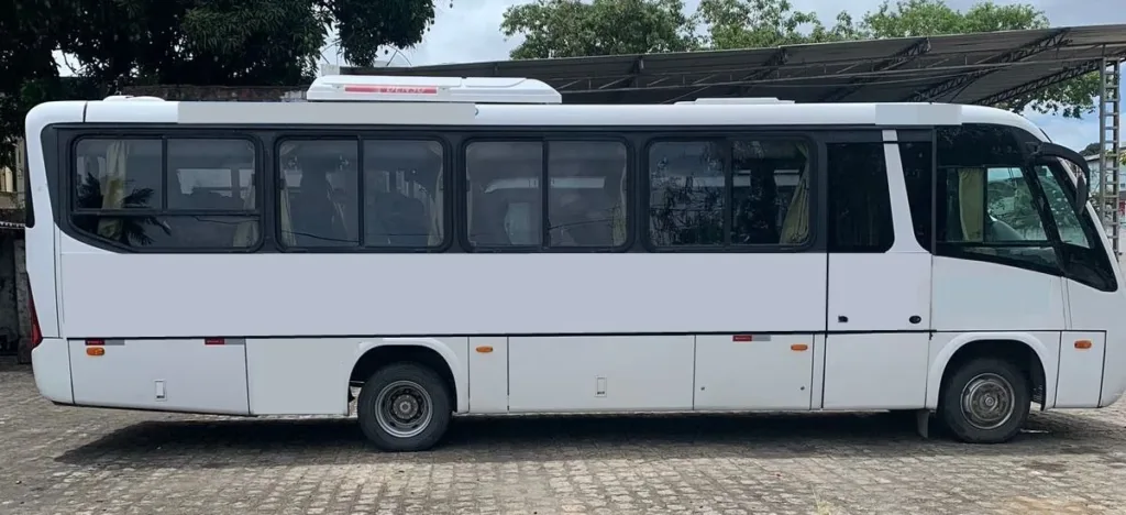 Ônibus MARCOPOLO SENIOR M.BENZ LO 916 JM 2013 seminovo à venda, código 418 - foto 02