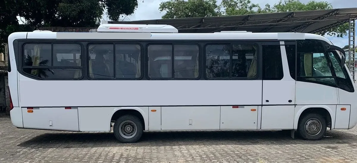 Ônibus MARCOPOLO SENIOR M.BENZ LO 916 JM 2013 seminovo à venda, código 418 - foto 02