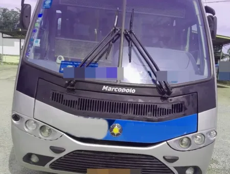 Ônibus MARCOPOLO SENIOR M.BENZ LO 916 JM 2020 seminovo à venda, código 311 - foto 02