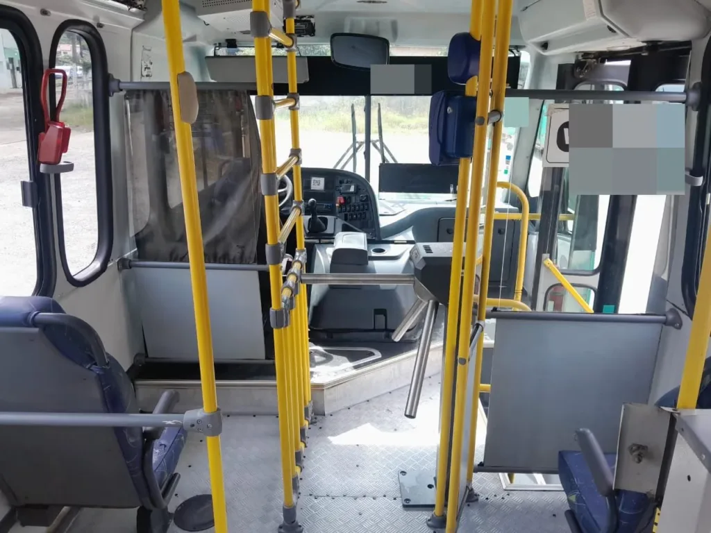 Ônibus MARCOPOLO SENIOR M.BENZ LO 916 JM 2020 seminovo à venda, código 311 - foto 10