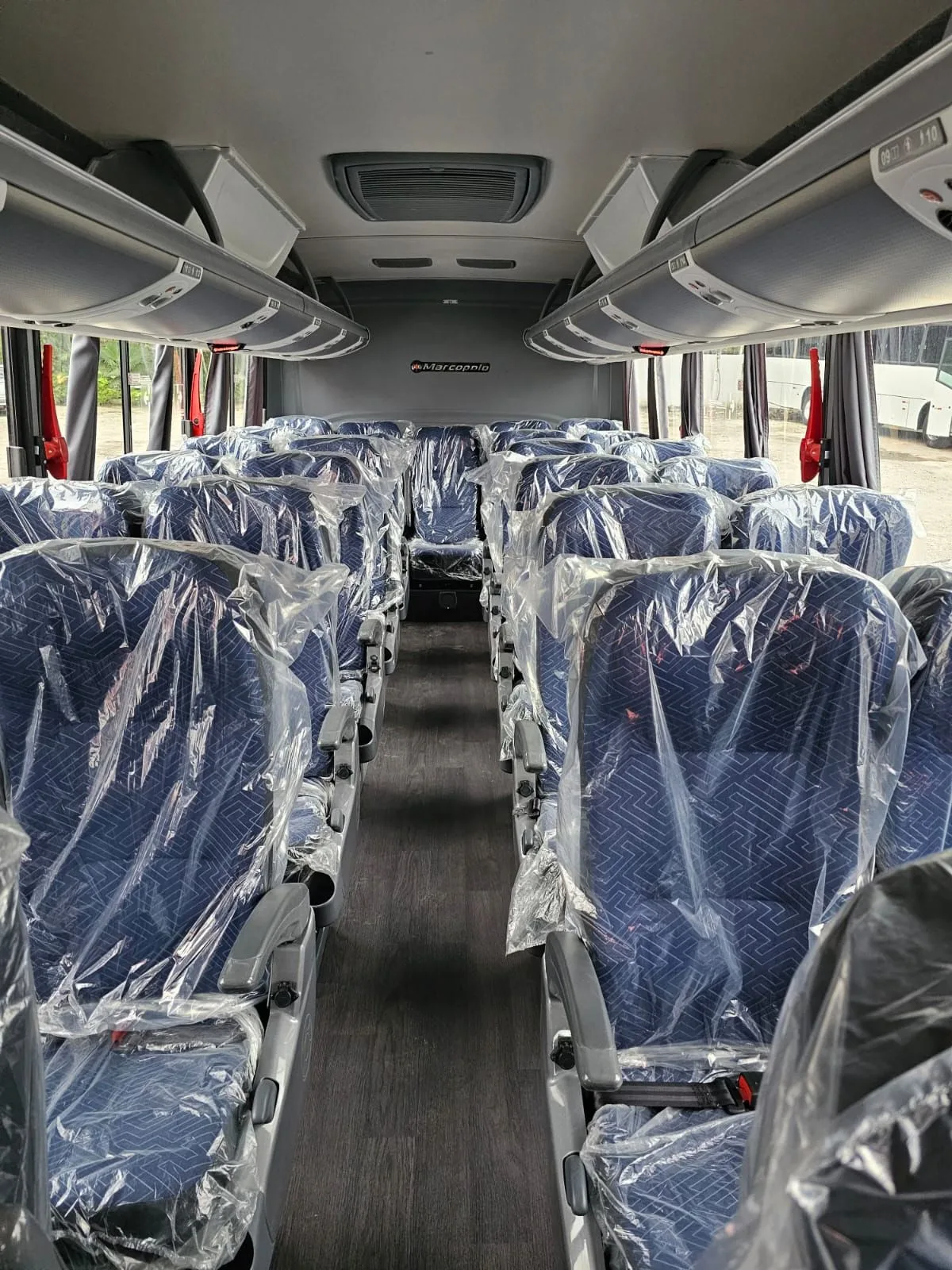 Ônibus MARCOPOLO SENIOR M.BENZ LO 916 JM 2024 seminovo à venda, código 51 - foto 08