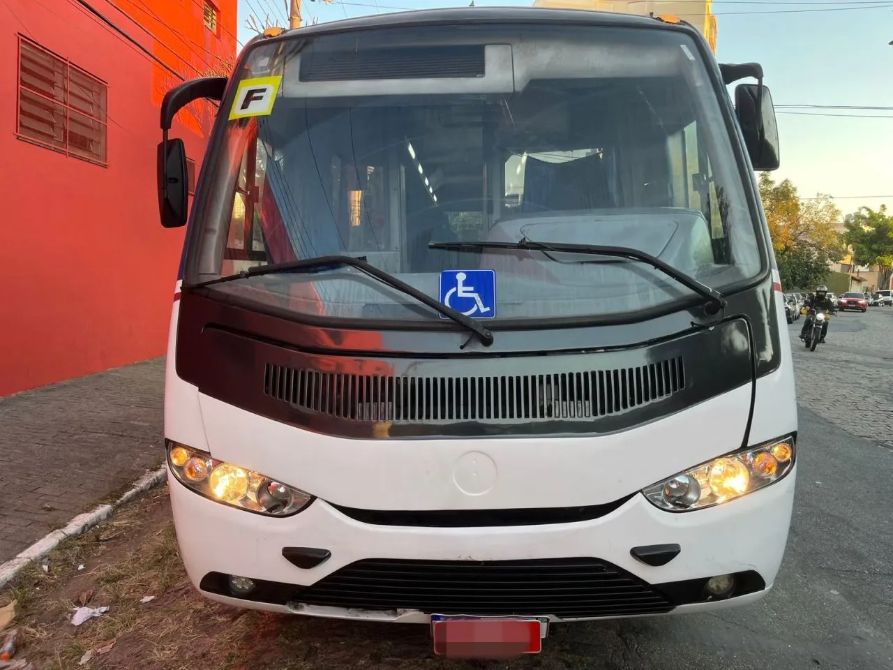 Ônibus MARCOPOLO SENIOR VW 9.150 JM 2012 seminovo à venda, código 1573 - foto 02