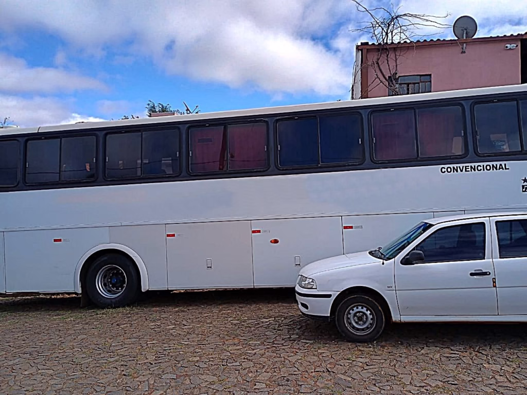 Marcopolo Viaggio 1050 G6 Ano 2004 Scania K310 JM COD.995