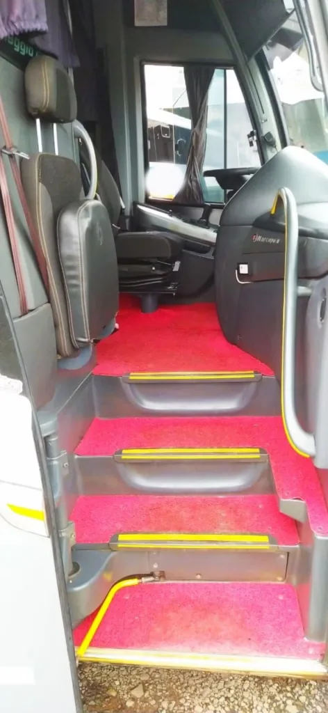 Ônibus MARCOPOLO VIAGGIO G7 1050 K310 JM 2019 seminovo à venda, código 1489 - foto 03