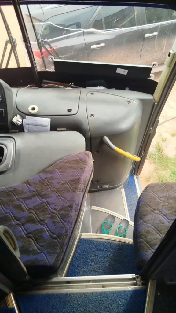 Ônibus MARCOPOLO VIAGGIO G7 1050 MB 1724 JM 2016 seminovo à venda, código 1449 - foto 04