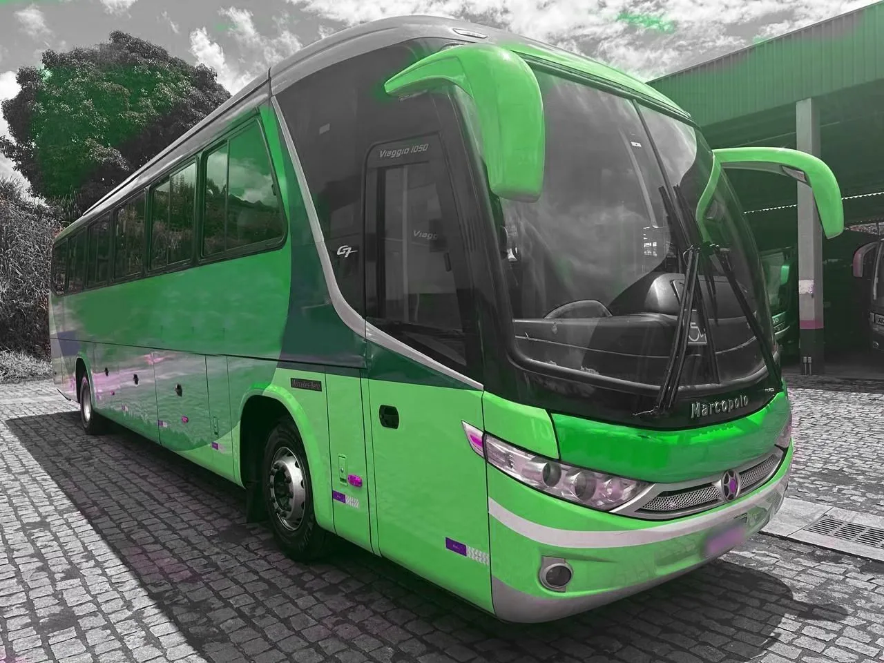Ônibus MARCOPOLO VIAGGIO G7 1050 MB O500 R JM 2015 seminovo à venda, código 1486 - foto 01