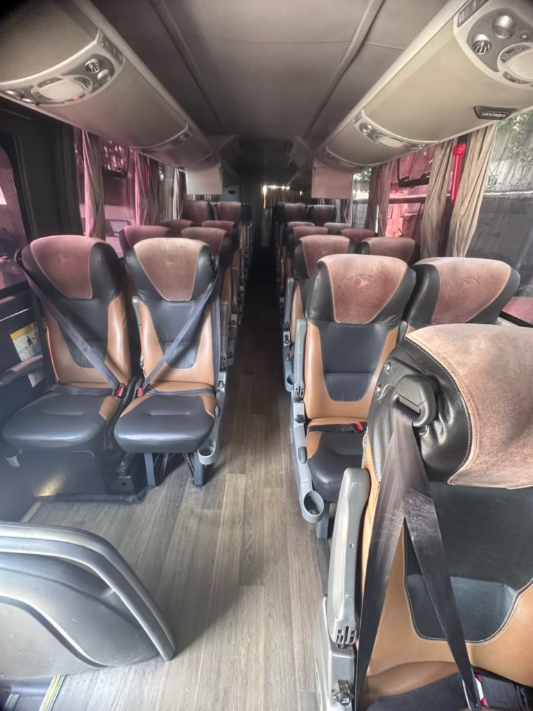 Marcopolo Volare Fly 10 luxo executivo ano 2022 COD.918