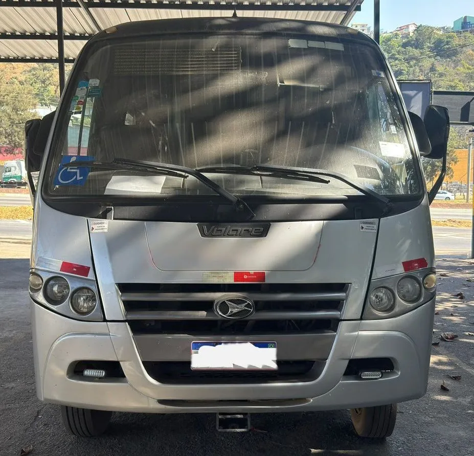 Ônibus MARCOPOLO VOLARE V8L AGRALE JM 2021 seminovo à venda, código 1661 - foto 01