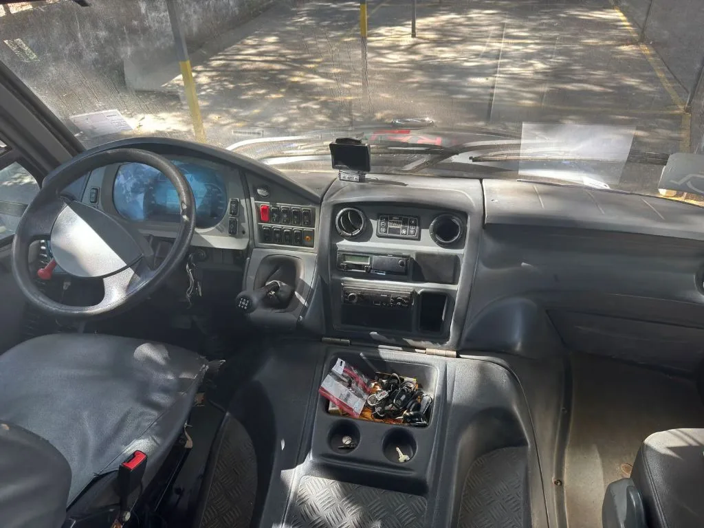 Ônibus MARCOPOLO VOLARE V8L AGRALE JM 2021 seminovo à venda, código 1661 - foto 06