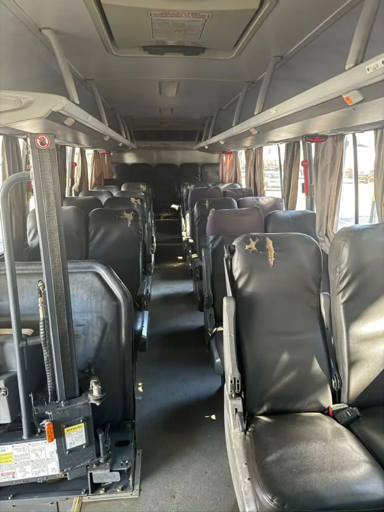 Ônibus MARCOPOLO VOLARE V8L AGRALE JM 2021 seminovo à venda, código 1661 - foto 08